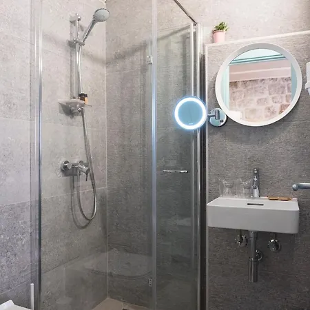 Auroom Superior & Terrace- Old Town *