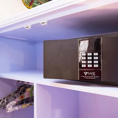 Auroom Superior & Terrace- Old Town Apartament *